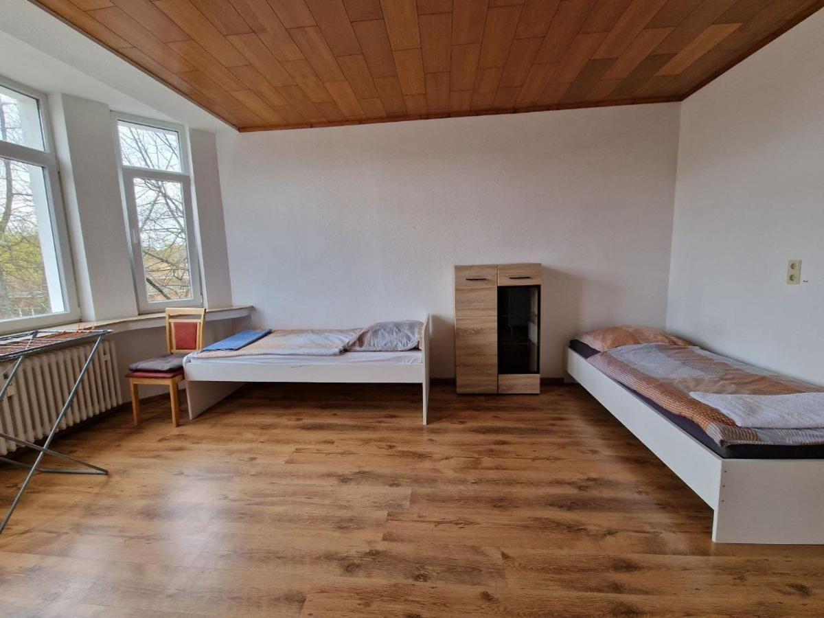 2 Zimmer Wohnungen K&K Unterkunft. Gbr Duisburg Exterior photo